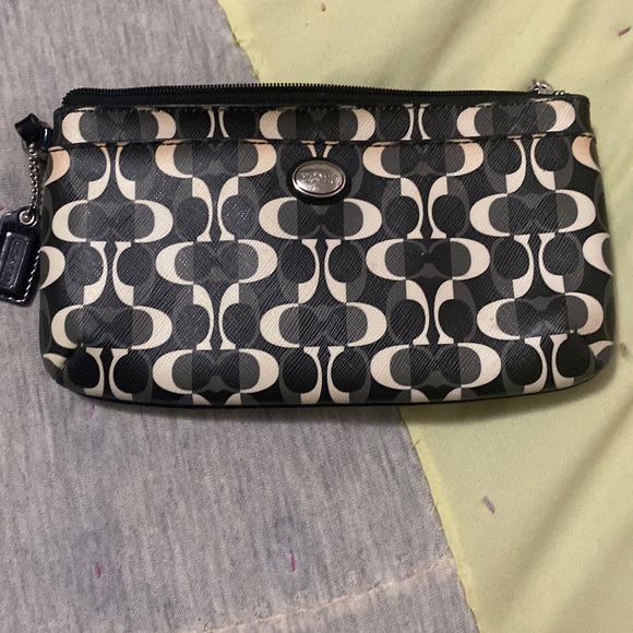 Coach Purse - Picture 1 of 1